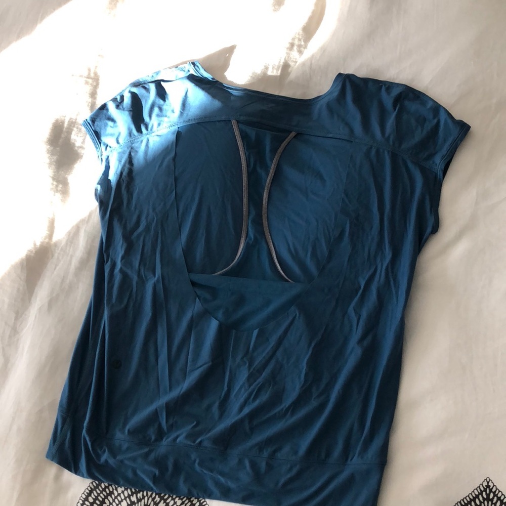 Lulu lemon Workout top